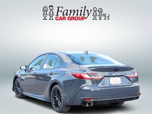 New 2026 Toyota Camry SE image 3