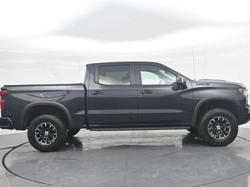 Used 2024 Chevrolet Silverado 1500 ZR2 w/ Technology Package AWD/4WD image 4
