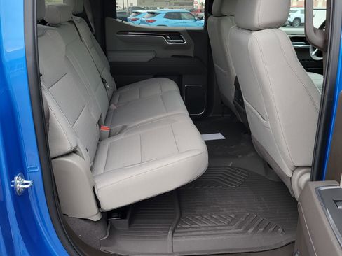 New 2026 Chevrolet Silverado 1500 LT w/ Z71 Off-Road Package image 11