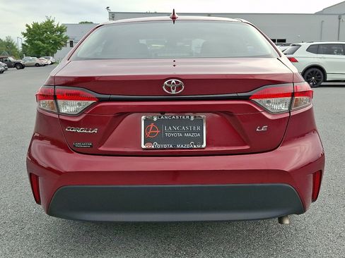 Used 2025 Toyota Corolla LE FWD image 6