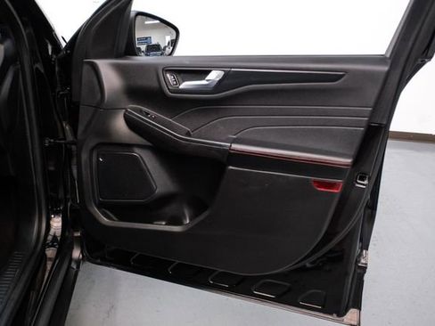 Used 2023 Ford Escape ST-Line image 35