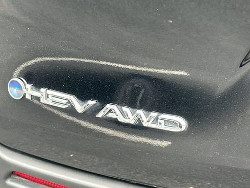 Certified 2025 Toyota Sienna XLE w/ XLE Plus Package AWD/4WD image 35