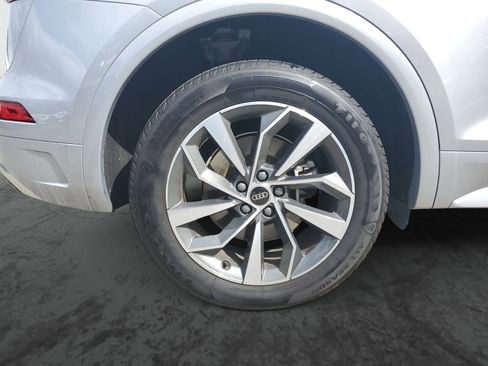 Used 2023 Audi Q5 2.0T Premium Plus w/ Premium Plus Package AWD/4WD image 5