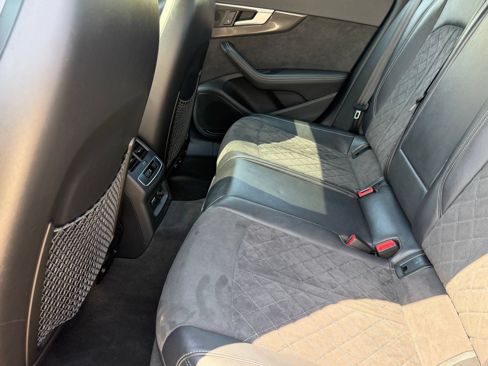 Used 2019 Audi S4 Premium Plus w/ Premium Plus Package AWD/4WD image 23