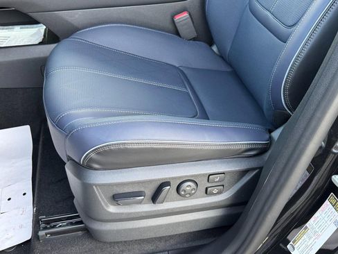 New 2026 INFINITI QX80 4WD image 16