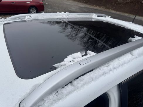 Used 2016 Jeep Cherokee Limited image 18