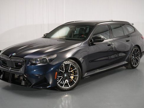 Used 2025 BMW M5 Touring w/ M Driver's Package AWD/4WD image 1