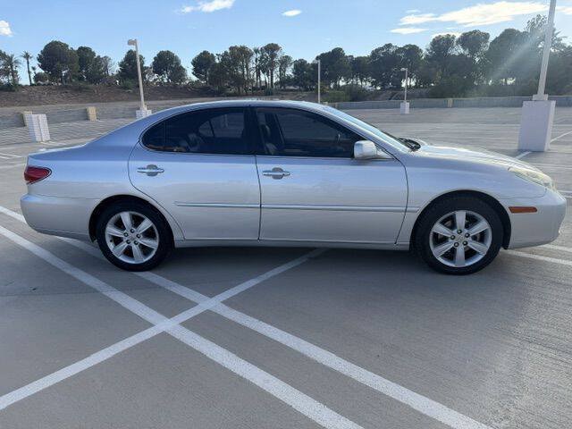 Used 2006 Lexus ES 330 w/ Preferred Accessory Pkg FWD image 4