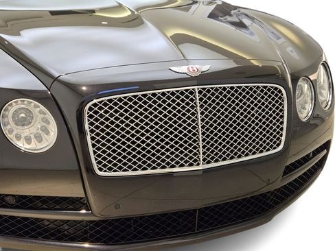 Used 2015 Bentley Flying Spur V8 image 9