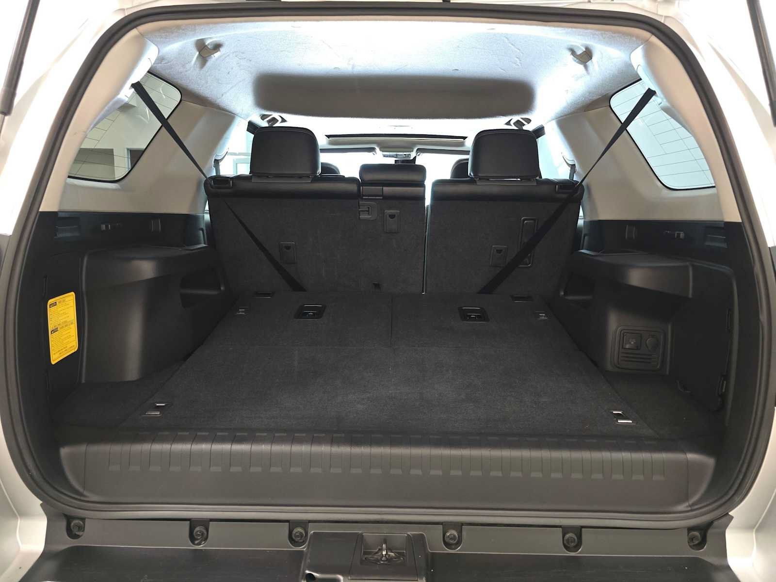 Certified 2021 Toyota 4Runner SR5 Premium w/ Moonroof Package AWD/4WD image 31