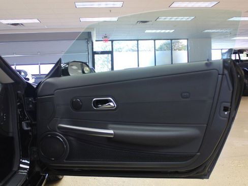 Used 2007 Chrysler Crossfire Coupe image 40