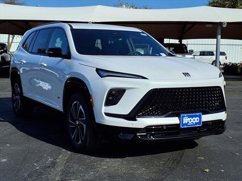 New 2025 Buick Enclave Sport Touring w/ Super Cruise Package image 3