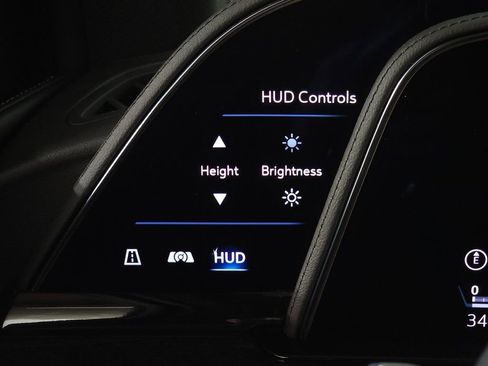 Used 2022 Cadillac Escalade Premium Luxury image 26