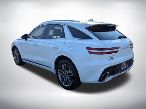 Used 2025 Genesis GV70 2.5T AWD/4WD image 6