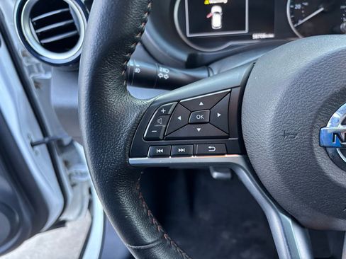 Used 2020 Nissan Kicks SR w/ Exterior Package image 16