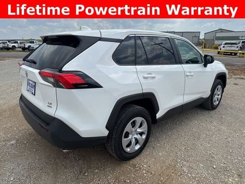 Used 2024 Toyota RAV4 LE image 8