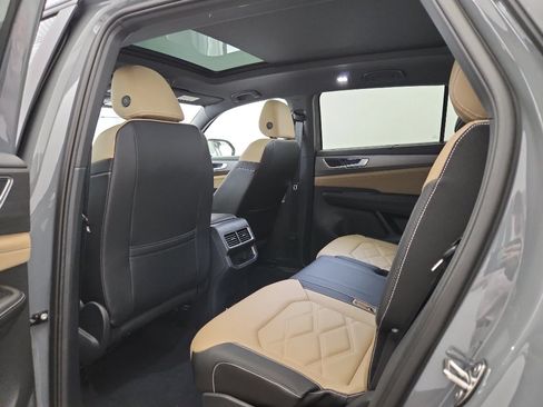 New 2026 Volkswagen Atlas Cross Sport SE FWD image 31