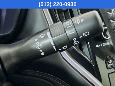 Used 2025 Subaru Outback Premium AWD/4WD image 14