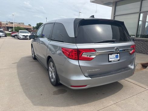Used 2018 Honda Odyssey EX-L image 7