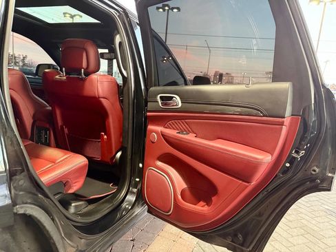 Used 2018 Jeep Grand Cherokee Trackhawk image 31