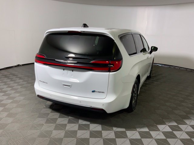 Used 2024 Chrysler Pacifica Limited FWD image 7
