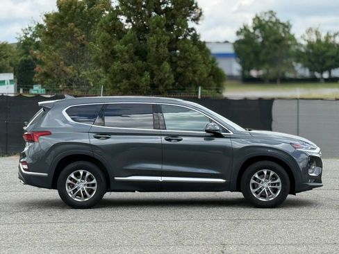 Used 2019 Hyundai Santa Fe SEL AWD/4WD image 6