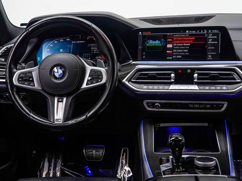 Used 2022 BMW X5 M50i AWD/4WD image 18