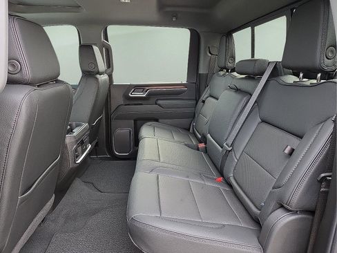 New 2026 GMC Sierra 3500 Denali w/ Denali Reserve Package AWD/4WD image 10