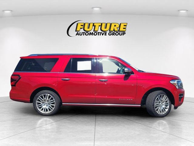 Used 2022 Ford Expedition Max Platinum AWD/4WD image 3