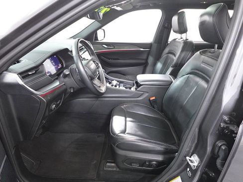 Used 2022 Jeep Grand Cherokee L Overland image 10