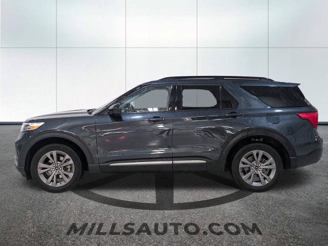 Certified 2024 Ford Explorer XLT w/ Equipment Group 202A AWD/4WD image 3
