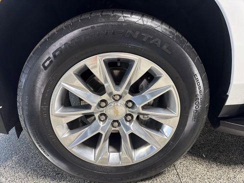 Used 2023 Chevrolet Tahoe Premier image 4