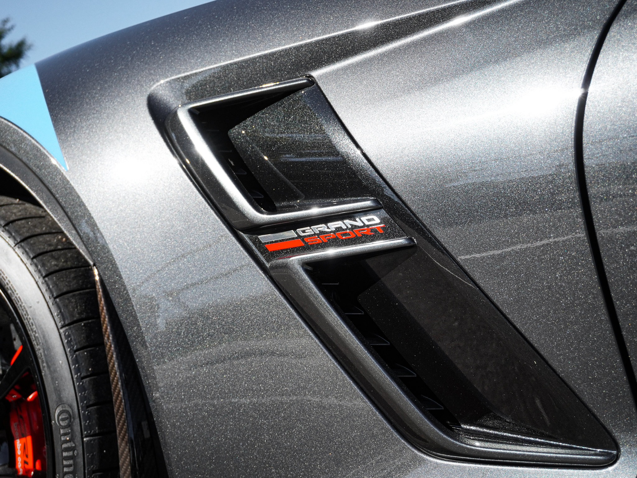 Used 2017 Chevrolet Corvette Grand Sport RWD image 14