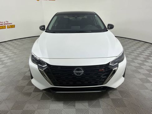 Used 2024 Nissan Sentra SR image 9