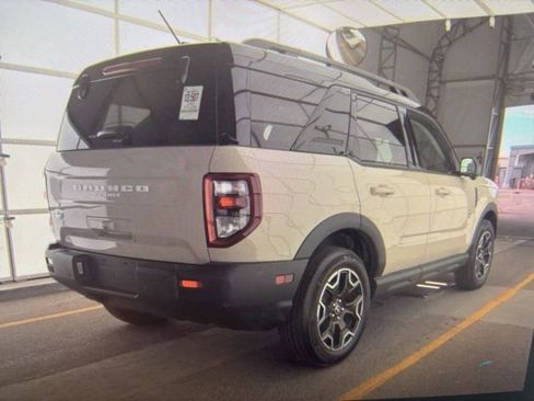 Used 2025 Ford Bronco Sport Outer Banks w/ Outer Banks Tech Package+ image 2