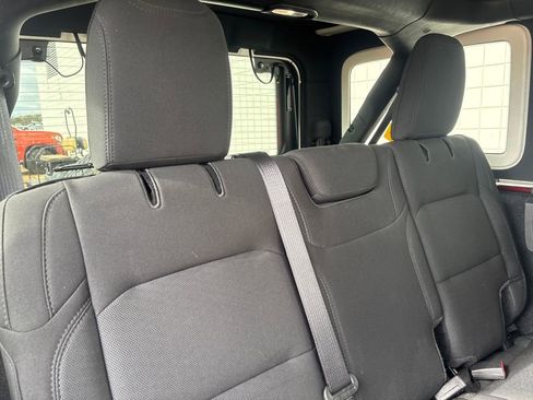 Used 2021 Jeep Wrangler Unlimited Sport image 24