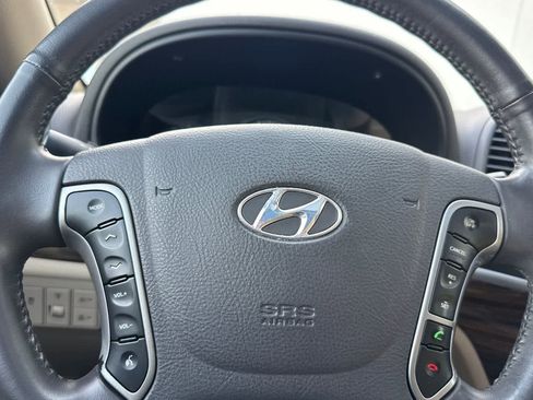 Used 2011 Hyundai Santa Fe Limited FWD image 21