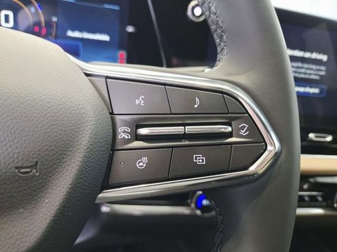 New 2026 Chevrolet Equinox ACTIV FWD image 16