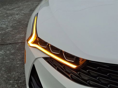 Used 2022 Kia K5 GT-Line w/ GT-Line FWD Premium Package image 10