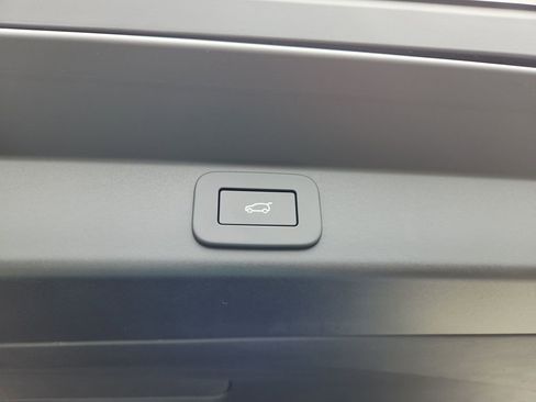 New 2026 Land Rover Range Rover Sport Dynamic SE AWD/4WD image 14