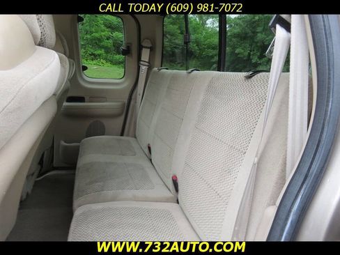 Used 2001 Ford F150 XLT image 9