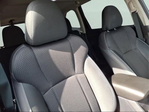 Used 2023 Subaru Forester Premium image 18