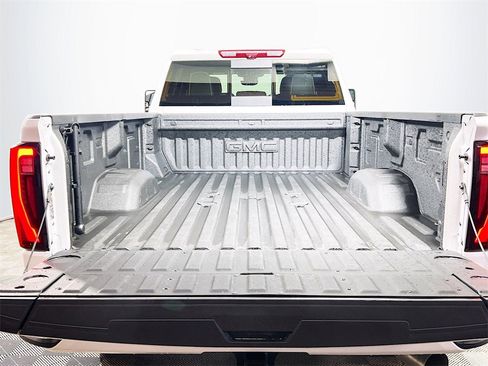 Used 2025 GMC Sierra 3500 Denali Ultimate image 23