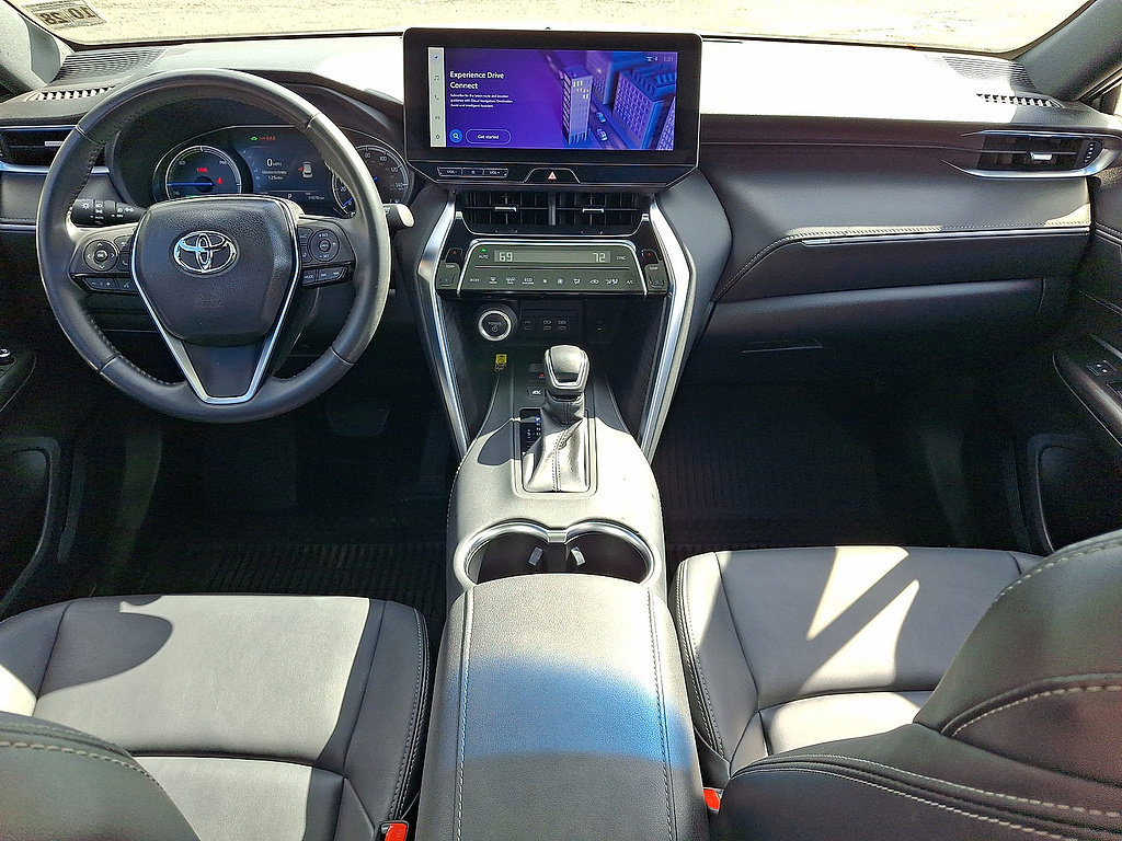 Used 2023 Toyota Venza Nightshade AWD/4WD image 10