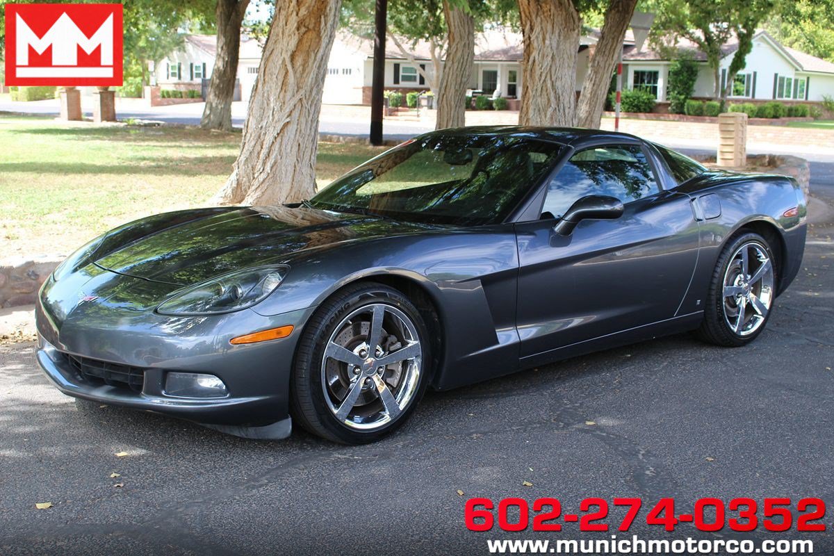 Used 2009 Chevrolet Corvette Coupe w/ Preferred Equipment Group RWD image 1