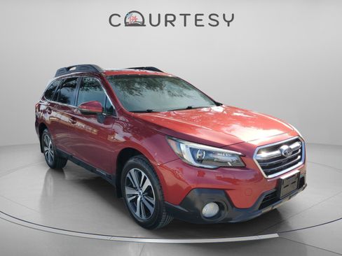 Used 2019 Subaru Outback 2.5i Limited image 5