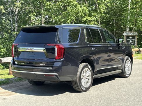 Used 2022 GMC Yukon SLT w/ SLT Premium Package AWD/4WD image 8
