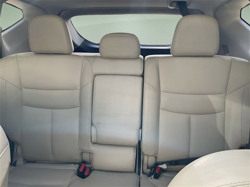 Used 2021 Nissan Murano SL w/ SL Moonroof Package image 12