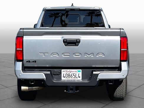 Certified 2026 Toyota Tacoma TRD Off-Road w/ TRD Off Road Upgrade Package AWD/4WD image 4