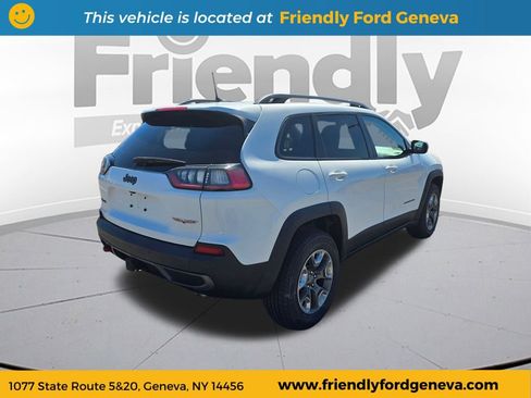 Used 2019 Jeep Cherokee Trailhawk w/ Cold Weather Group AWD/4WD image 5